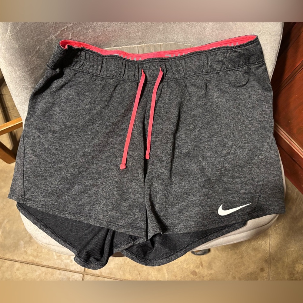 Nike Dri-Fit shorts Sz M (women)